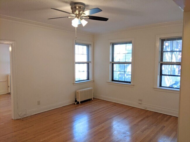 Photo - 1135 Maple Ave