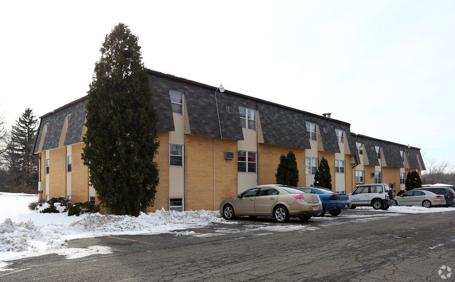 Brianna Place Apartments - Brianna Place Apartments