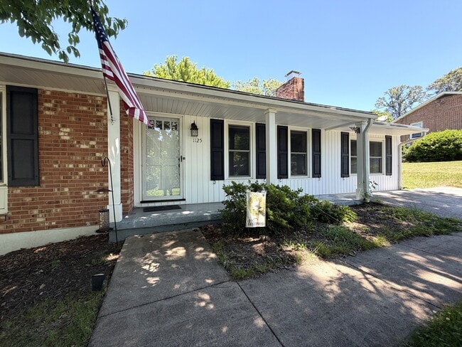 Photo - 1125 Sheffield Dr