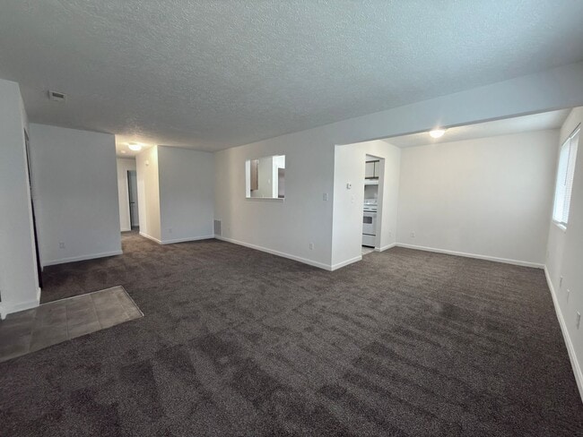 Building Photo - 2740-2742 Jessup Rd Unit 2740