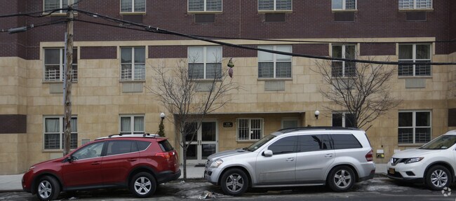 Photo - 630 Concord Ave