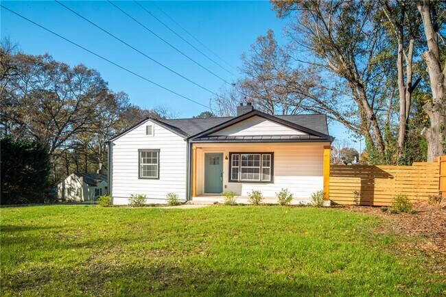 Photo - 1810 Dresden Dr NE House