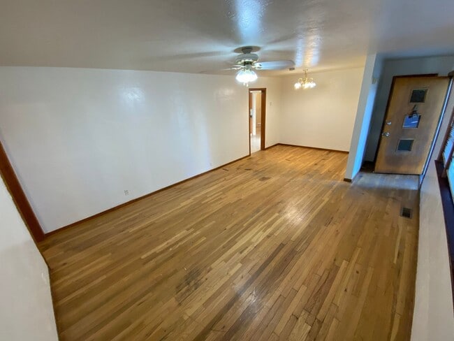 Photo - Crestview Three Bedroom House with Garage