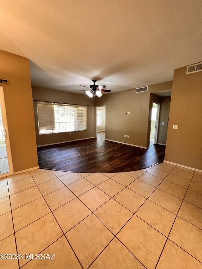 1500 E Pusch Wilderness Dr Unit 5103
