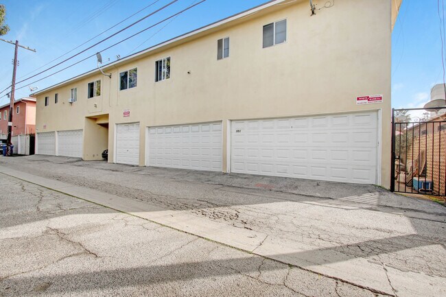 551 Washington Blvd