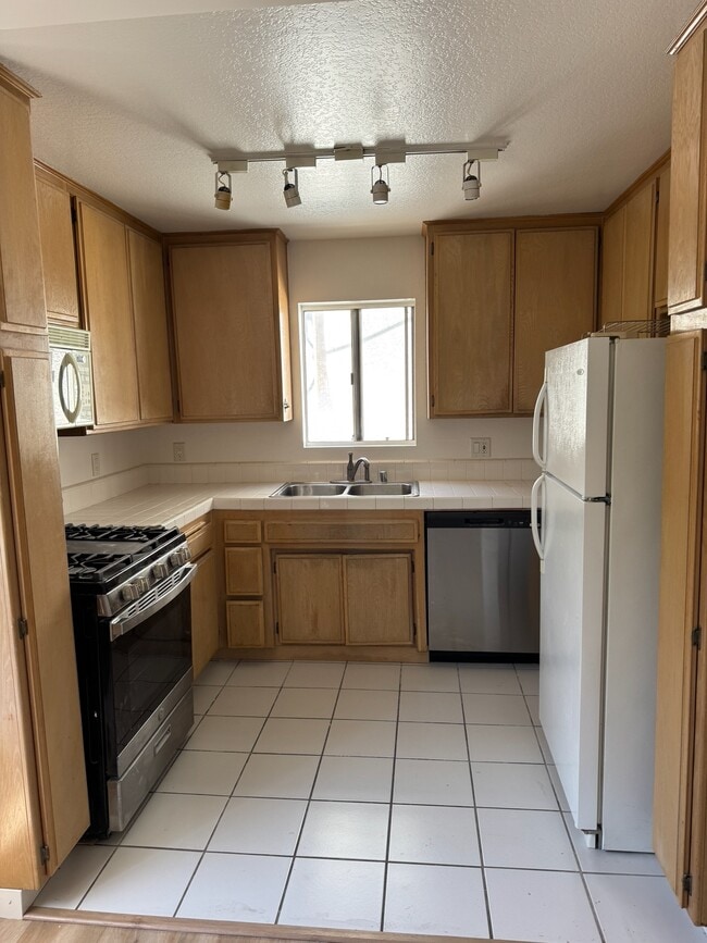 Photo - 11745 Courtleigh Dr Unit 104