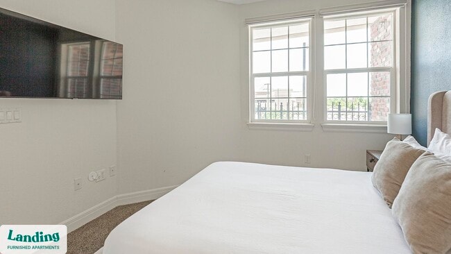 Photo - 6743 W 135th St Unidad 312.1409220