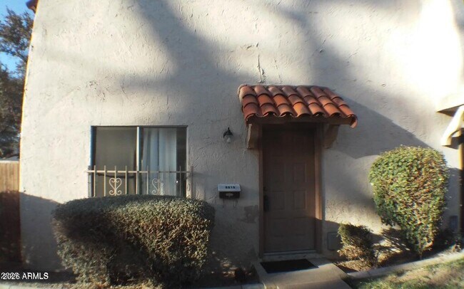 Photo - 8819 N 12th Pl
