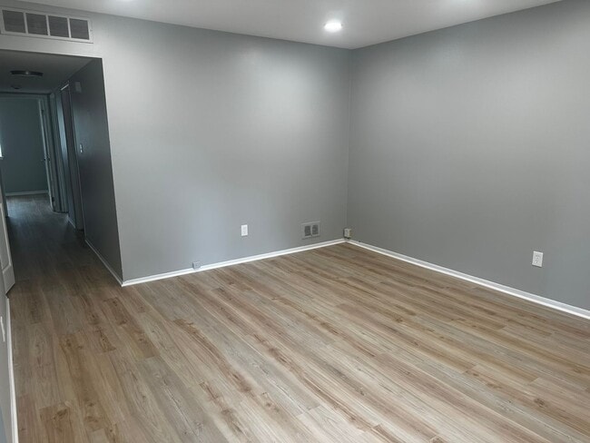 Photo - 3 Bedroom Home In Harper Woods