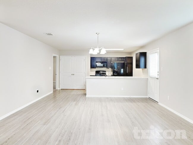 Photo - 7419 Coral Bells Ct