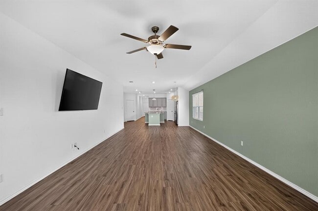Photo - 128 Konik Rd