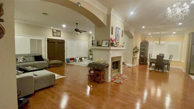 Photo - 4140 Primrose Dr