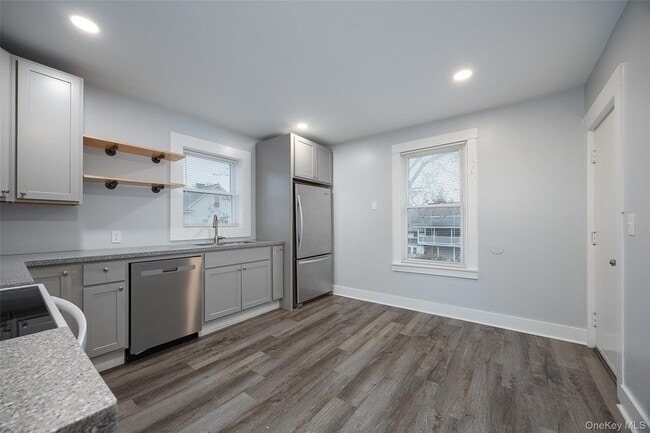 Photo - 5 Orchard Pl