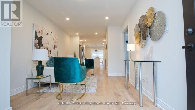 Photo - 2 Betteridge Ln