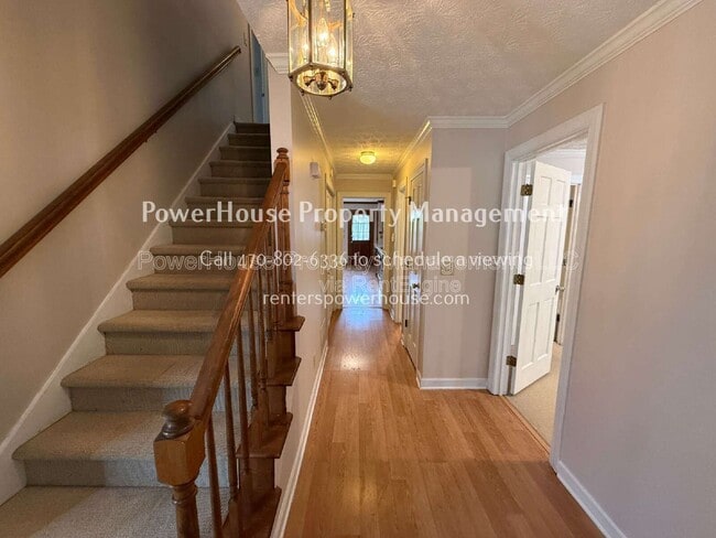 Photo - 3209 Henderson Walk