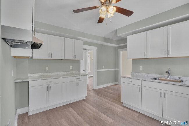 Photo - 23 Day St Unidad 2