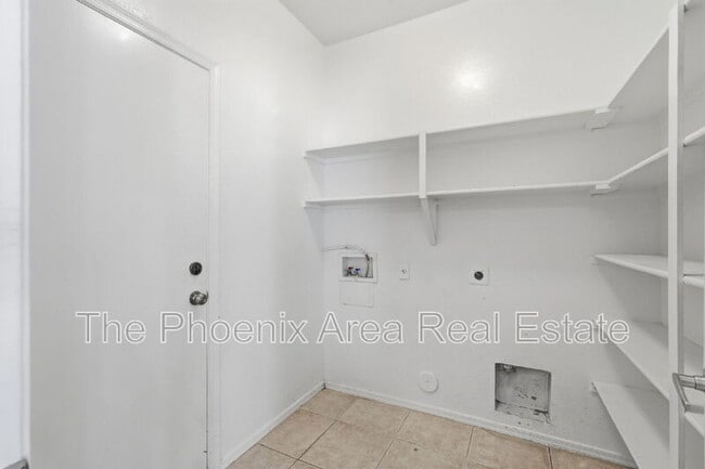 Photo - 310 Mountain View Rd