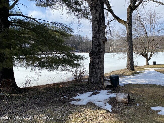 Photo - 540 Lakeview Terrace