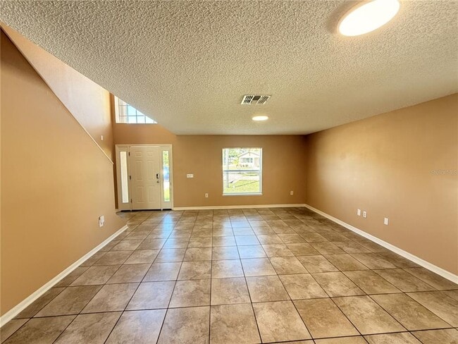 Photo - 4 Princess Geraldine Pl