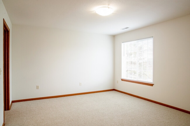 Photo - Hawthorne Place Apartments