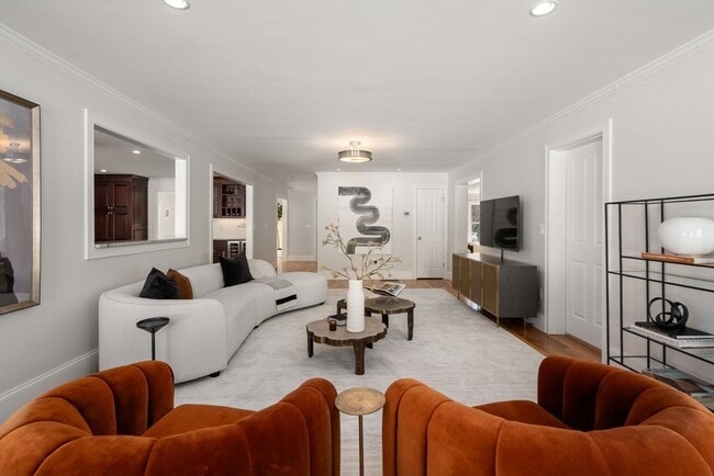 Photo - 150 Country Club Rd