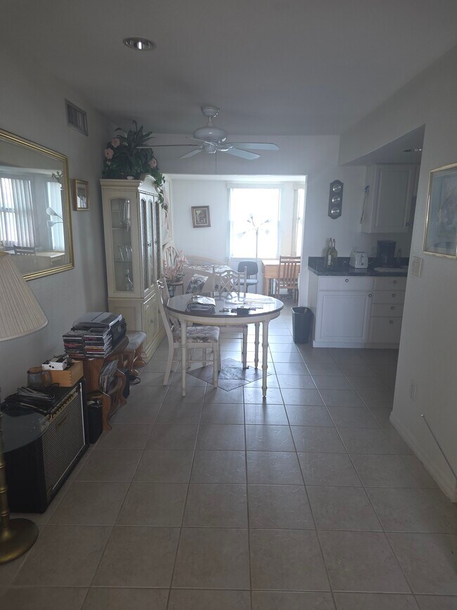Photo - 4158 Tamiami Trl Unit K4