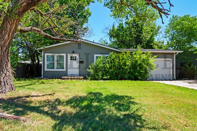 Photo - 2808 S Glenn Ave House