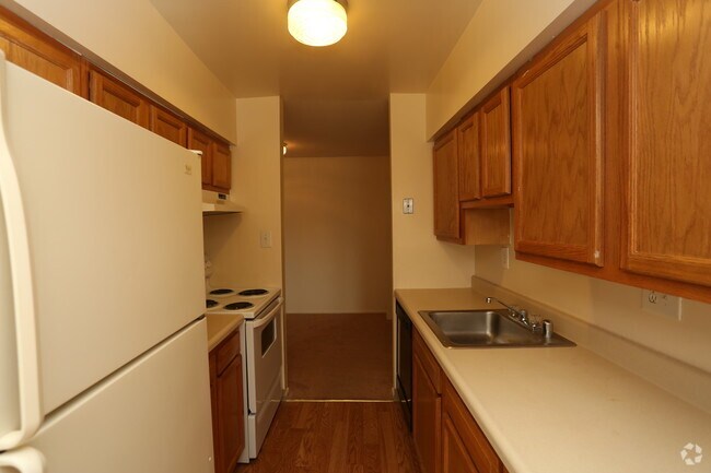 2 bedroom 980 SF-Kitchen