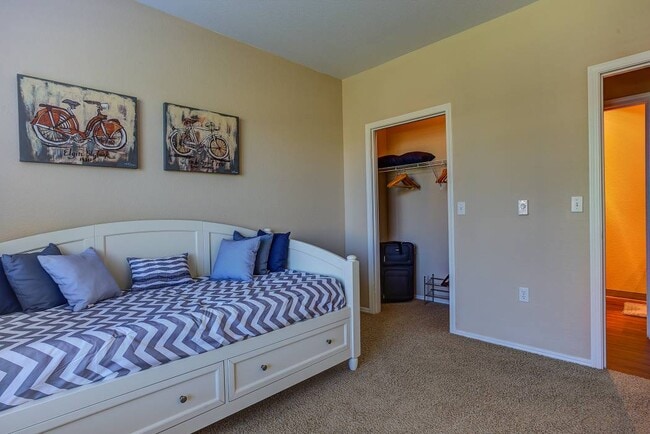 Commons at Verandas in Tanasbourne Apartments
