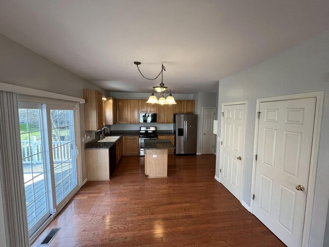 Photo - 3896 Baybrook Dr