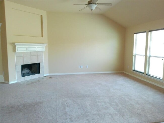 Photo - 6009 Suffolk Dr