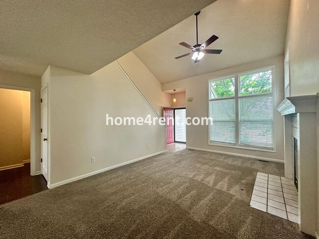 Photo - Large Fenced Back Yard & Finished Basement! Cul-de-Sac!