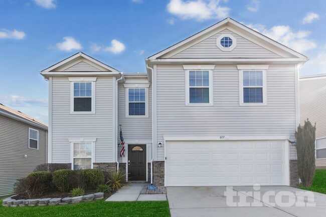 Building Photo - 807 Chastain Ave