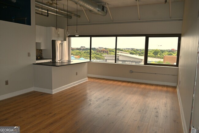 120 Ralph McGill Blvd NE Unit 809