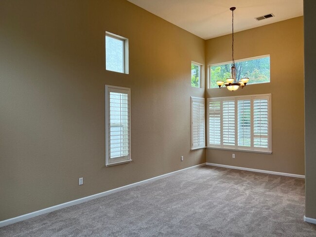 Photo - Beautiful 4 Bedroom 3 Bathroom in Folsom