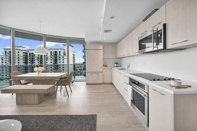 Photo - 45 SW 9th St Unit 2906