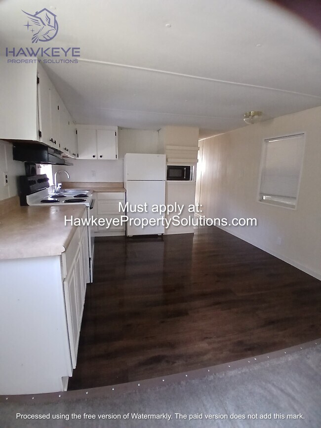 Photo - 1724 Oakland Rd W