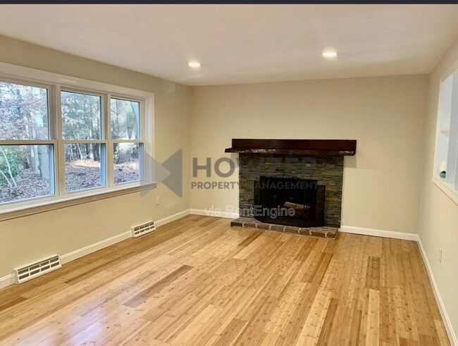 Photo - 38 Artisan Way