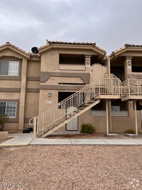 Building Photo - 1401 Michael Way Unit 132 Rental