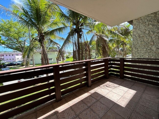 Building Photo - 7483 SW 82nd St Unit A203