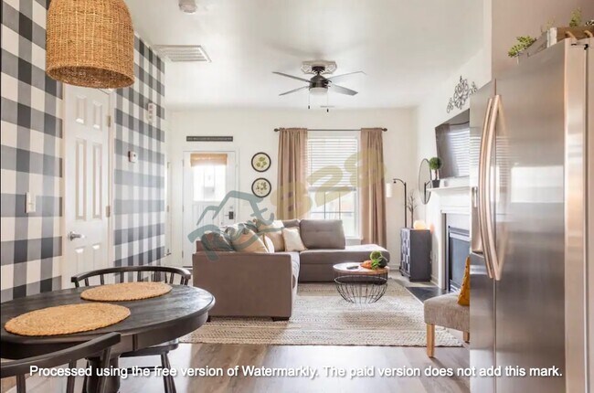 Photo - 28 Manderley Way