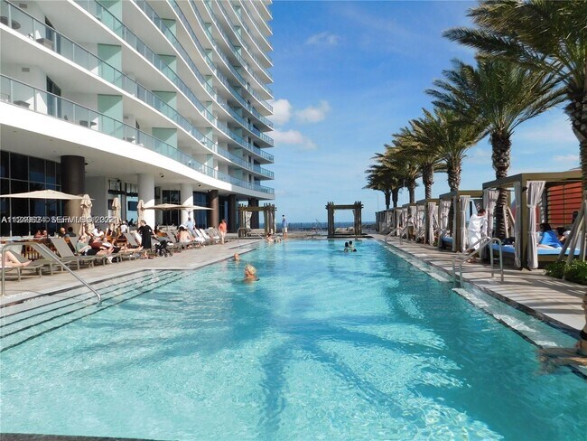 Photo - 4111 S Ocean Dr Unidad 1004