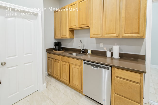 Photo - 2212 N Camac St Unit 6