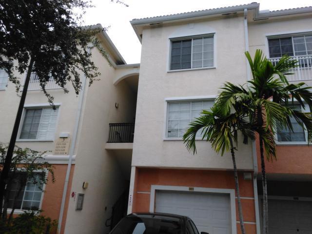 Photo - 3305 Myrtlewood Cir E Unidad 305 Rental