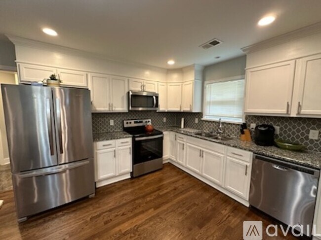 Photo - 2225 Beecher Cir SW