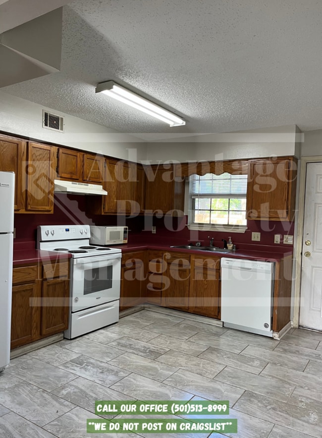 Photo - Showings Available!