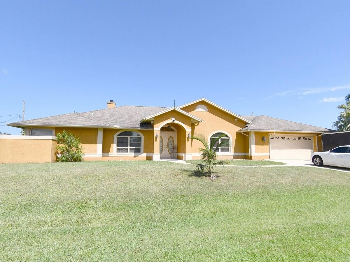 Photo - 1255 SE Naples Ln