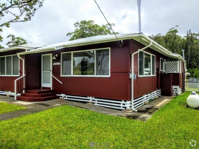 Building Photo - Furnished & Well-Maintained Plantation Hom... Rental
