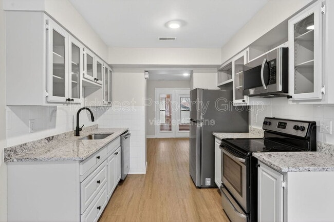 Photo - 90 Sutters Mill Rd