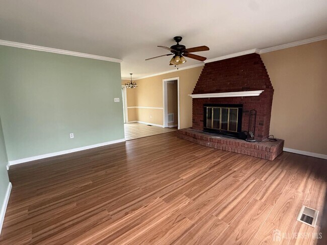 Photo - 30 Forest Park Terrace